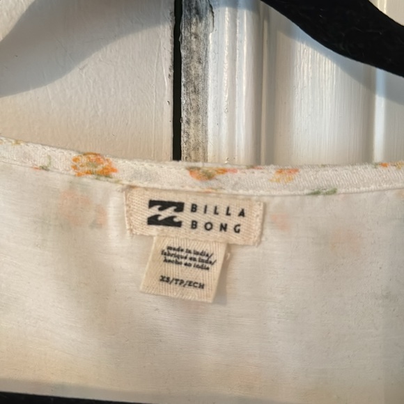 Billabong floral wrap dress - Picture 3 of 3